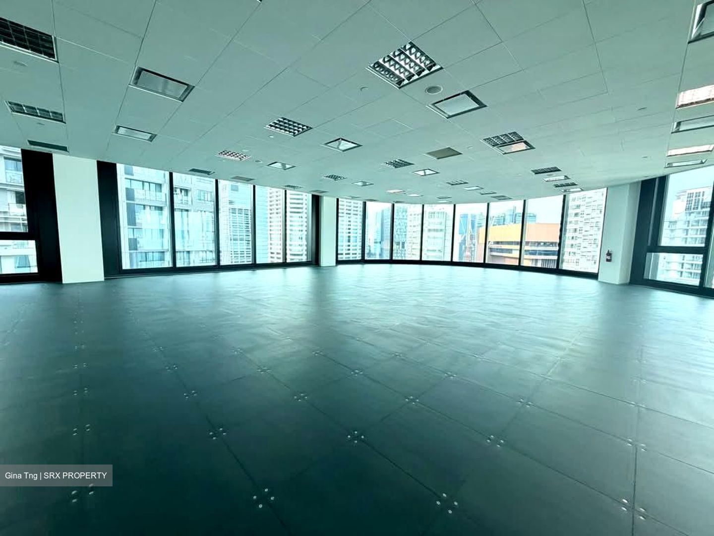 Hub Synergy Point (D2), Office #576172221